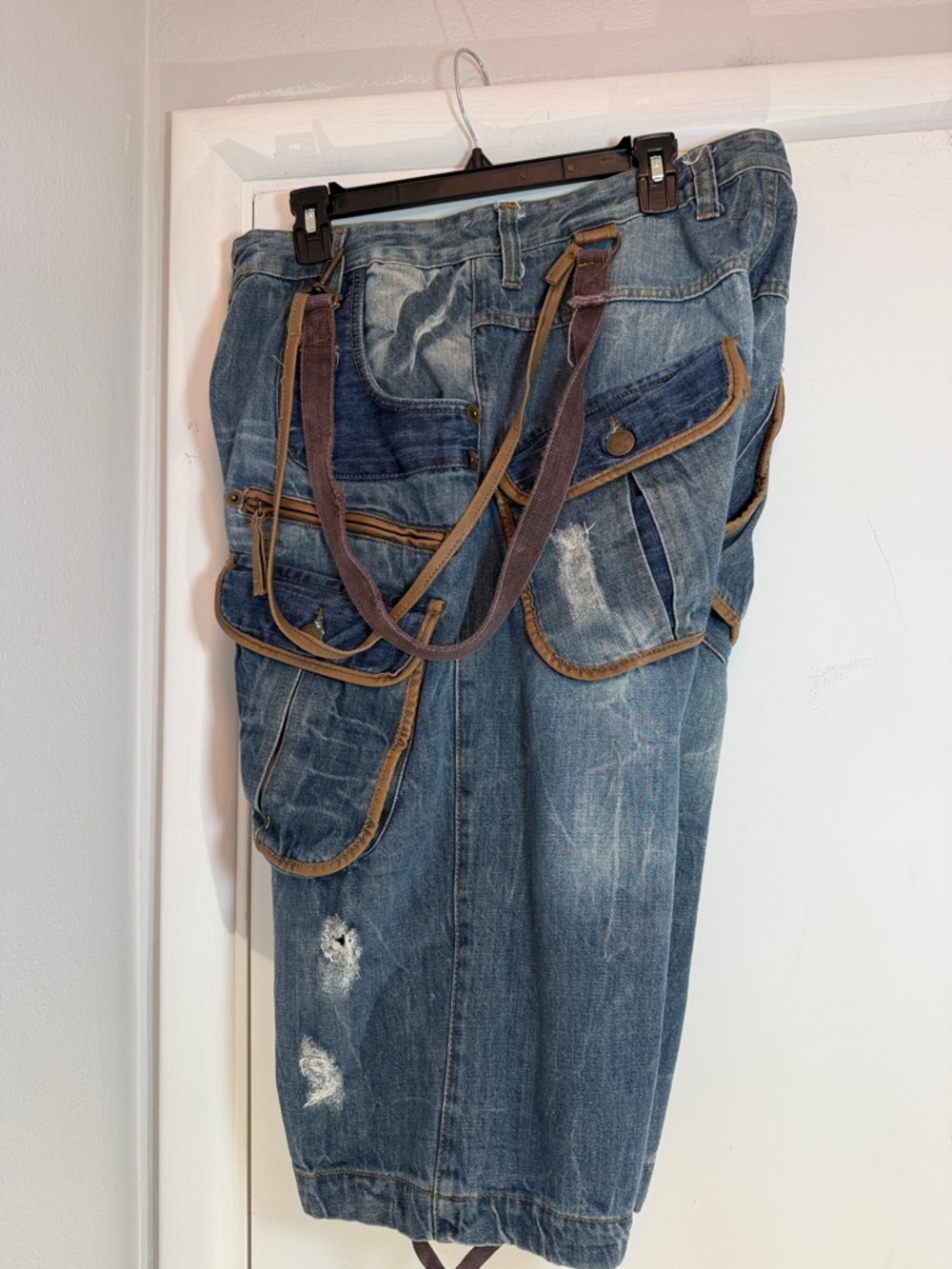 DSQUARED2 Italian-made Gothic/Steampunk Utility blue jean Shorts 36/38 near new - Picture 12 of 14